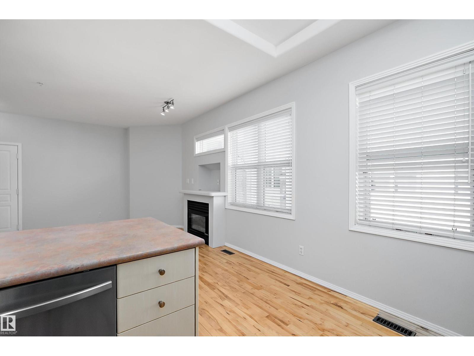 #108 10933 82 AV NW - 13