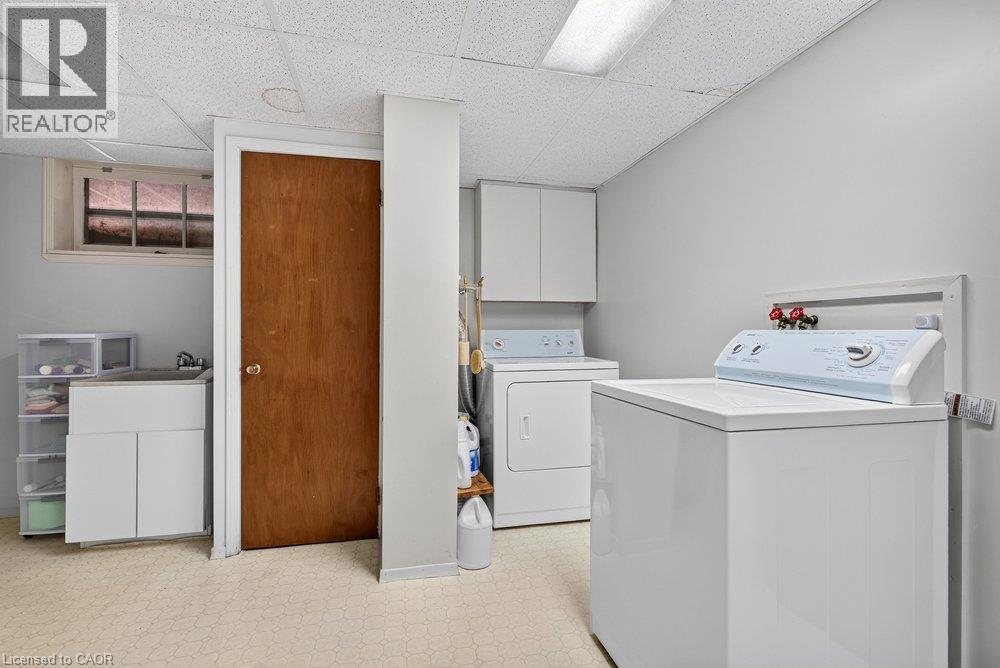 392 HENDERSON Road - 22