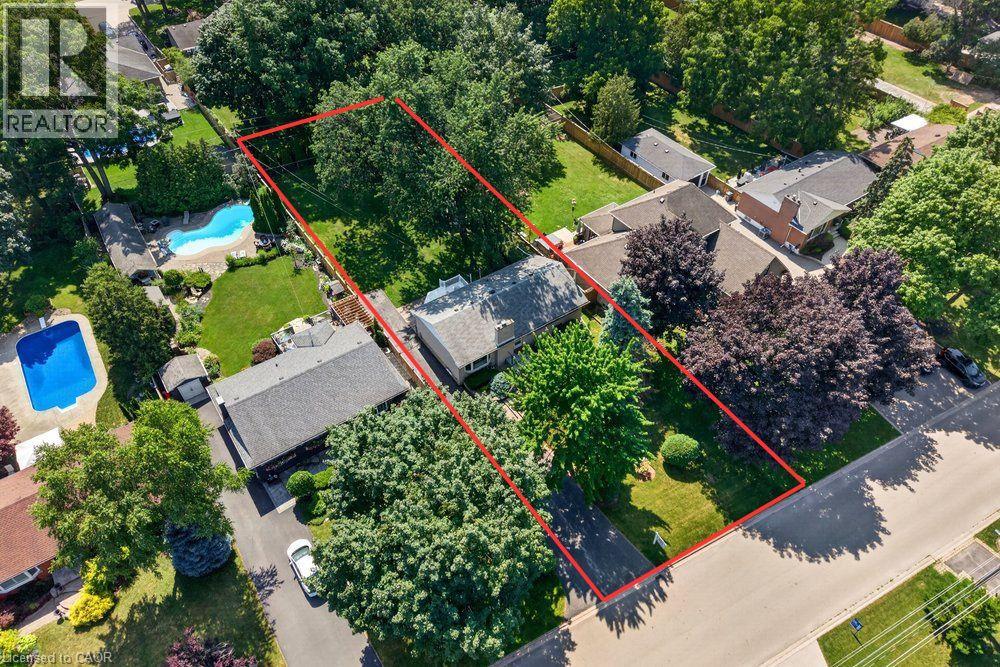 392 HENDERSON Road - 30