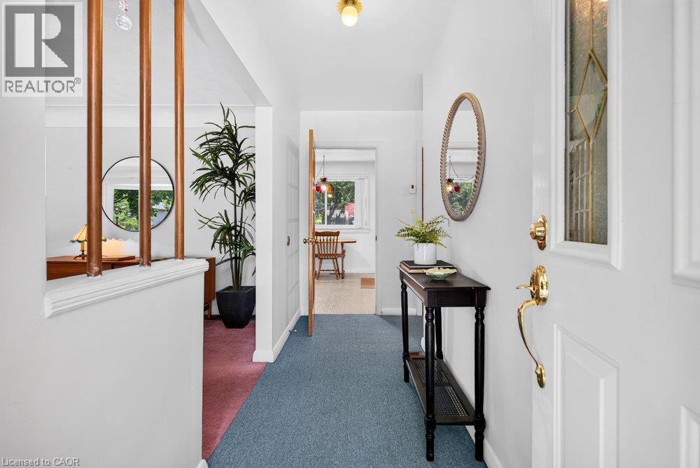 392 HENDERSON Road - 3