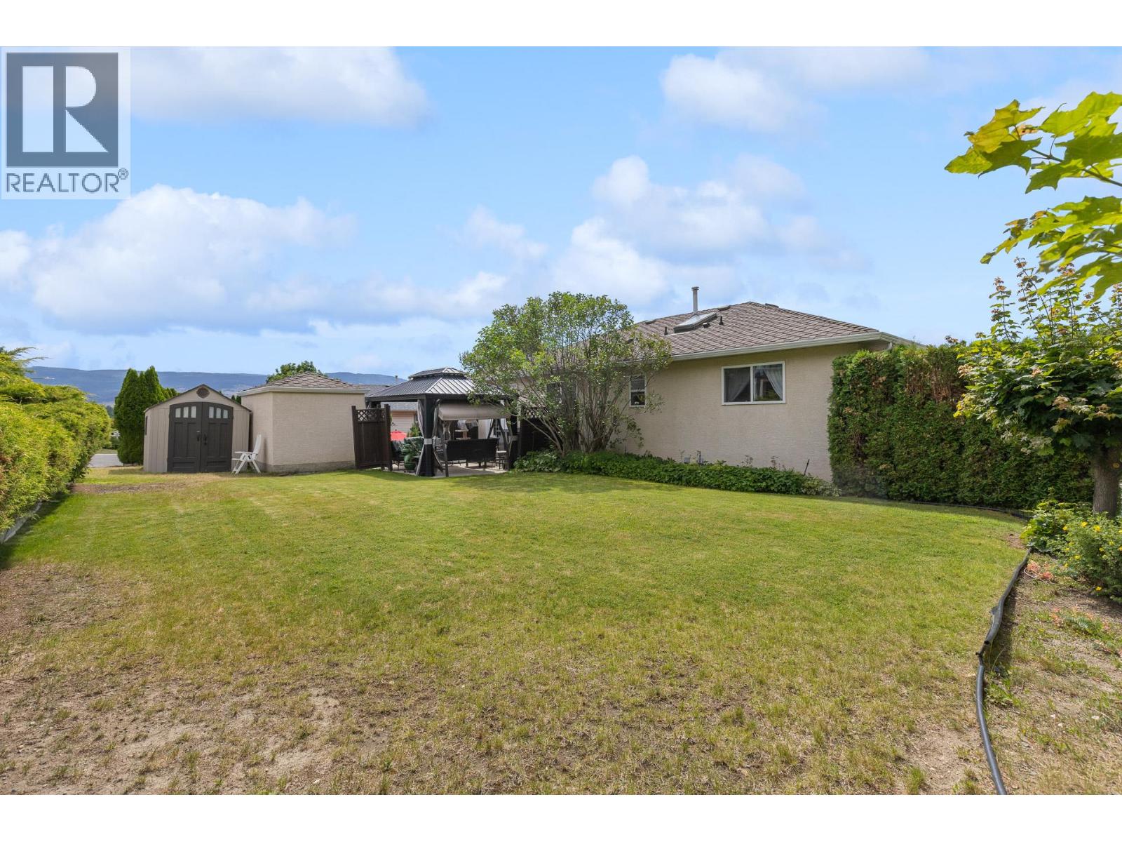 280 Cosens Court - 26