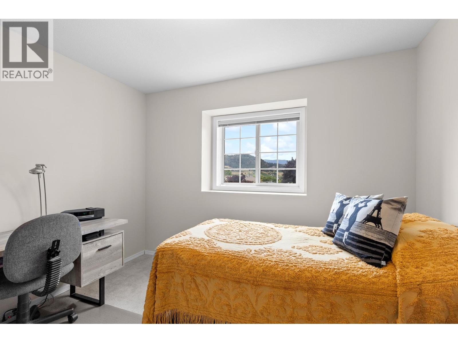 280 Cosens Court - 37