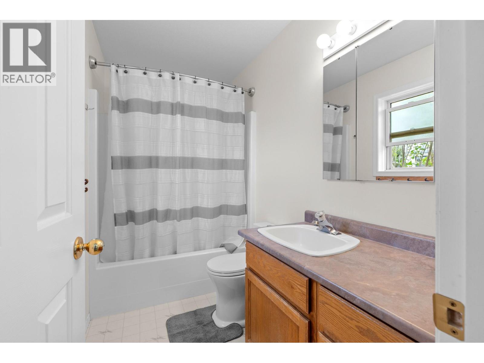 280 Cosens Court - 41