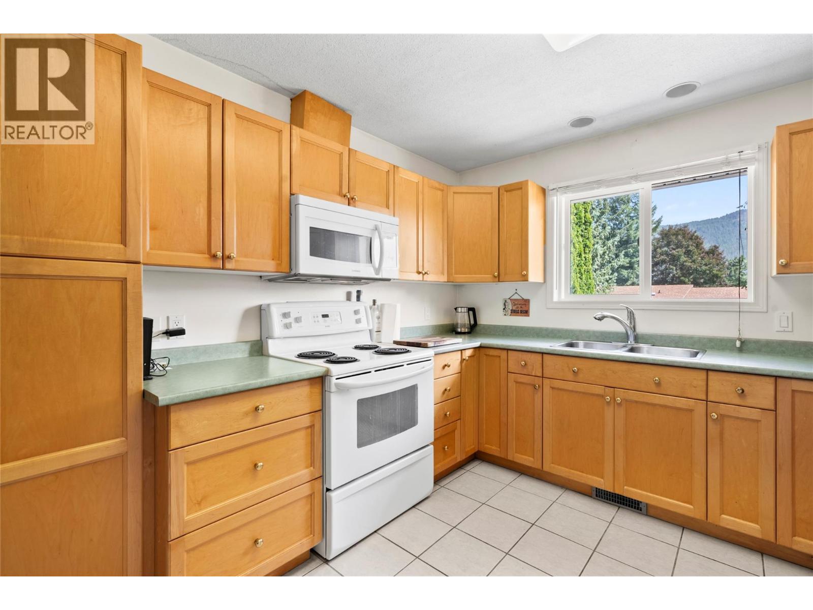2959 Birch Lane - 16