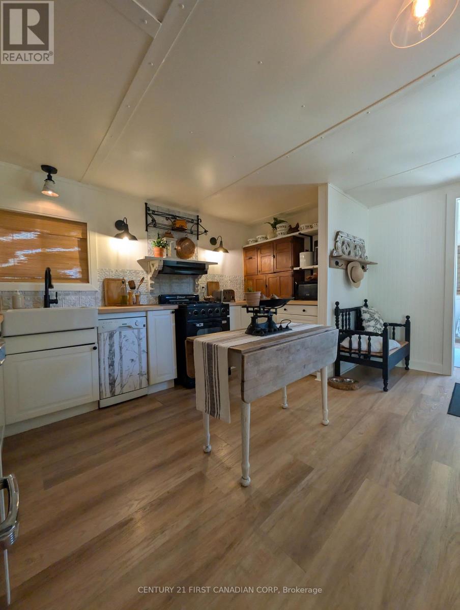 28- 79681 BLUEWATER HIGHWAY - 4