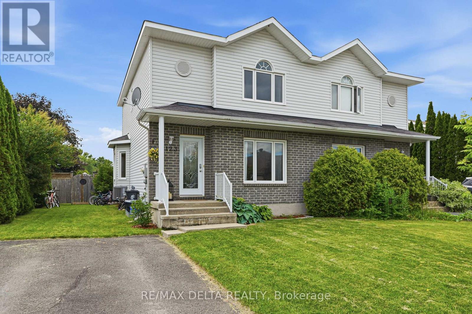 123 PANORAMA AVENUE
