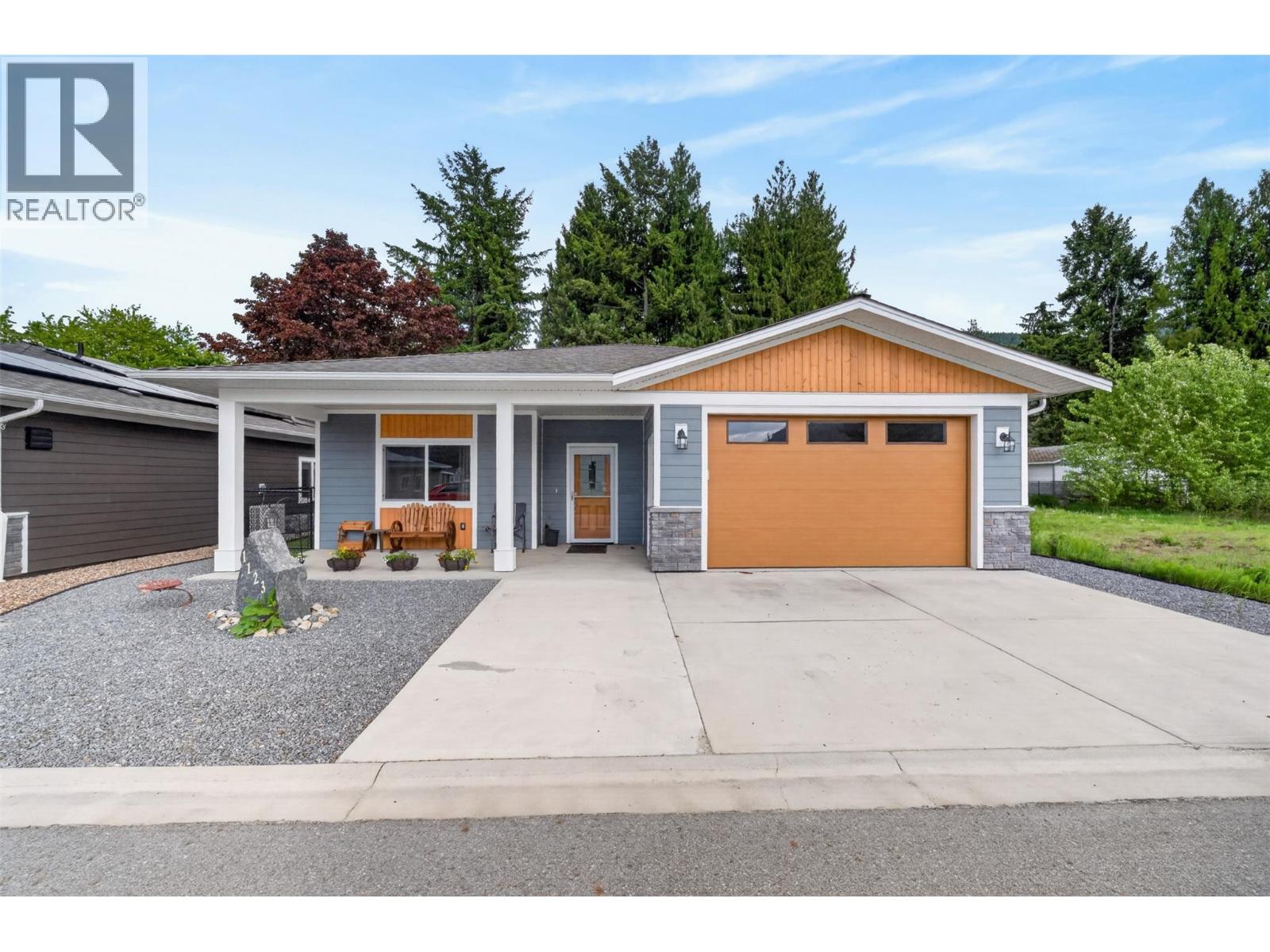 1123 Willow Row