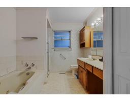 15436 94 Avenue, Surrey, BC V3R9C9 Photo 30
