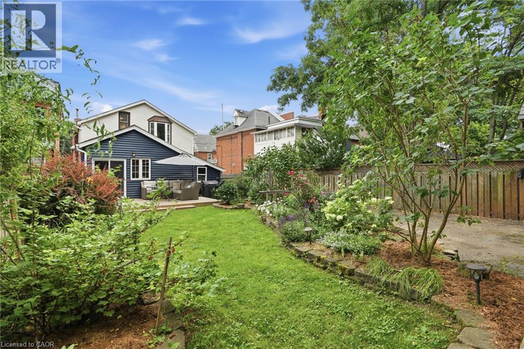 62 ALANSON Street - 46