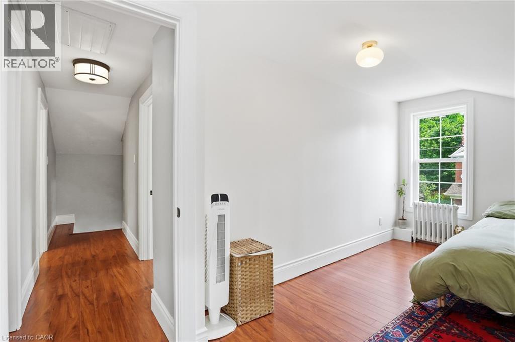 62 ALANSON Street - 33