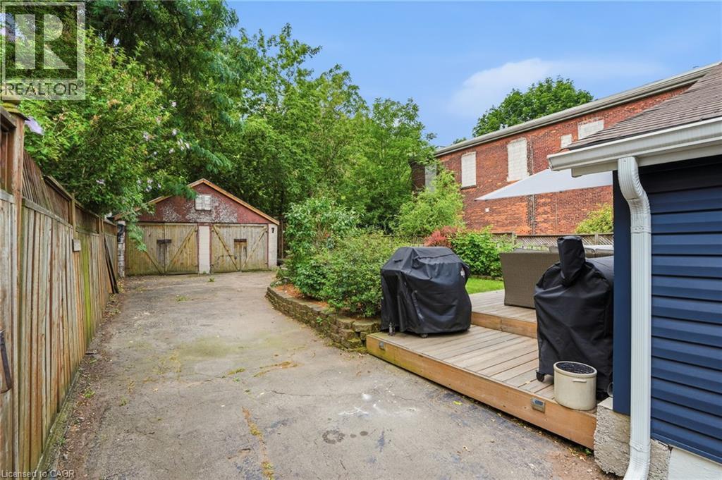 62 ALANSON Street - 49