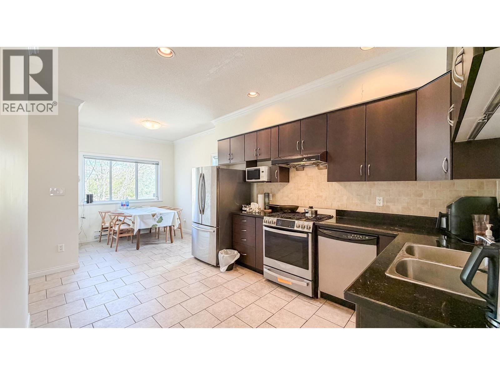 #1-9420 FERNDALE Road, Richmond