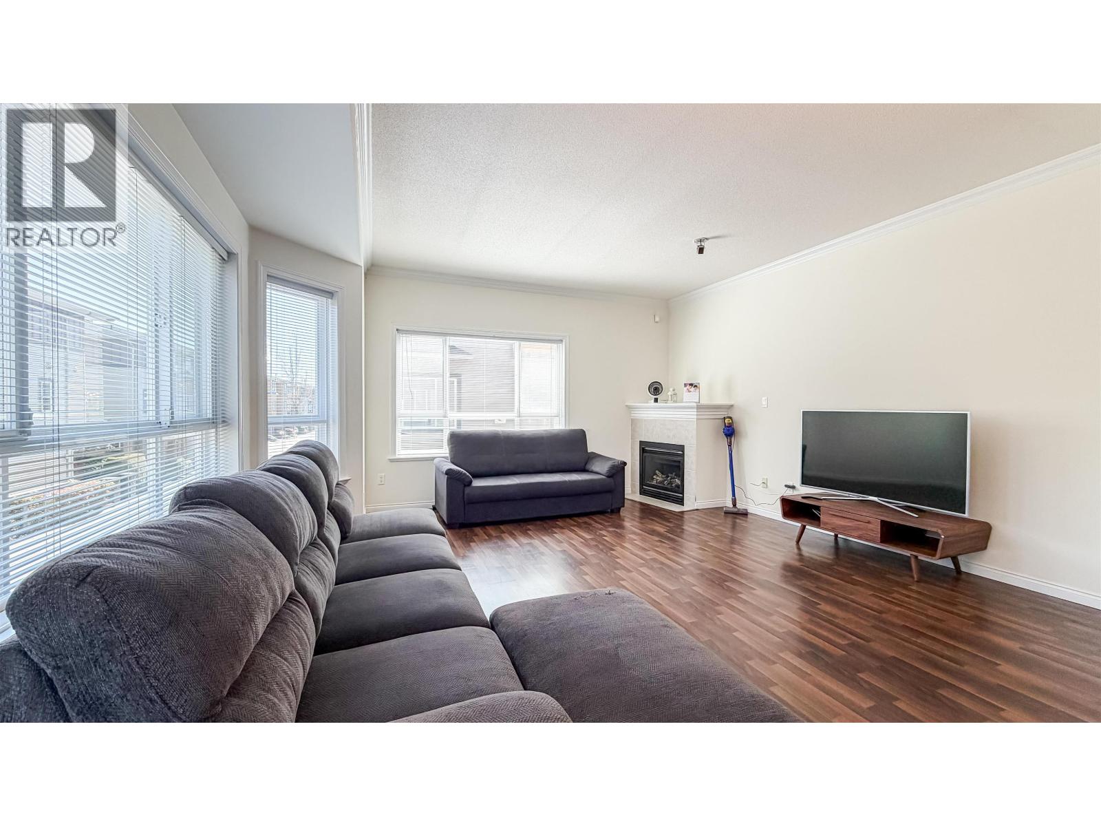#1-9420 FERNDALE Road, Richmond
