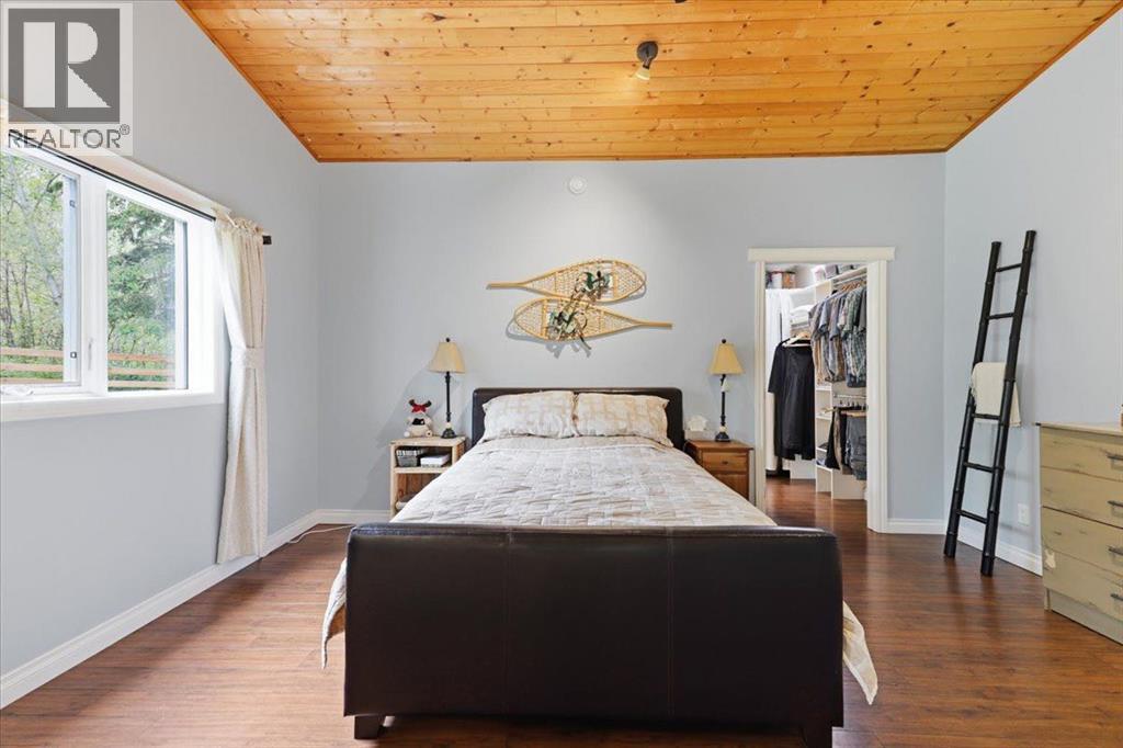 12055A 454 Township - Image 19