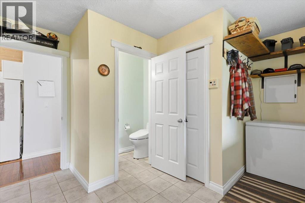 12055A 454 Township - Image 3