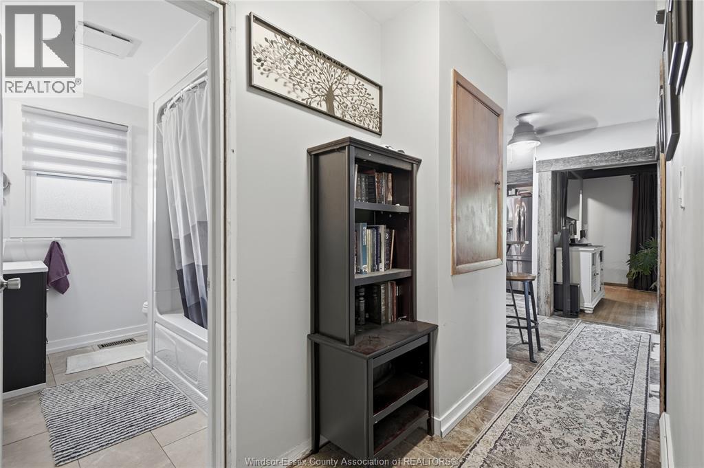 36 WOODLAND AVENUE - 10
