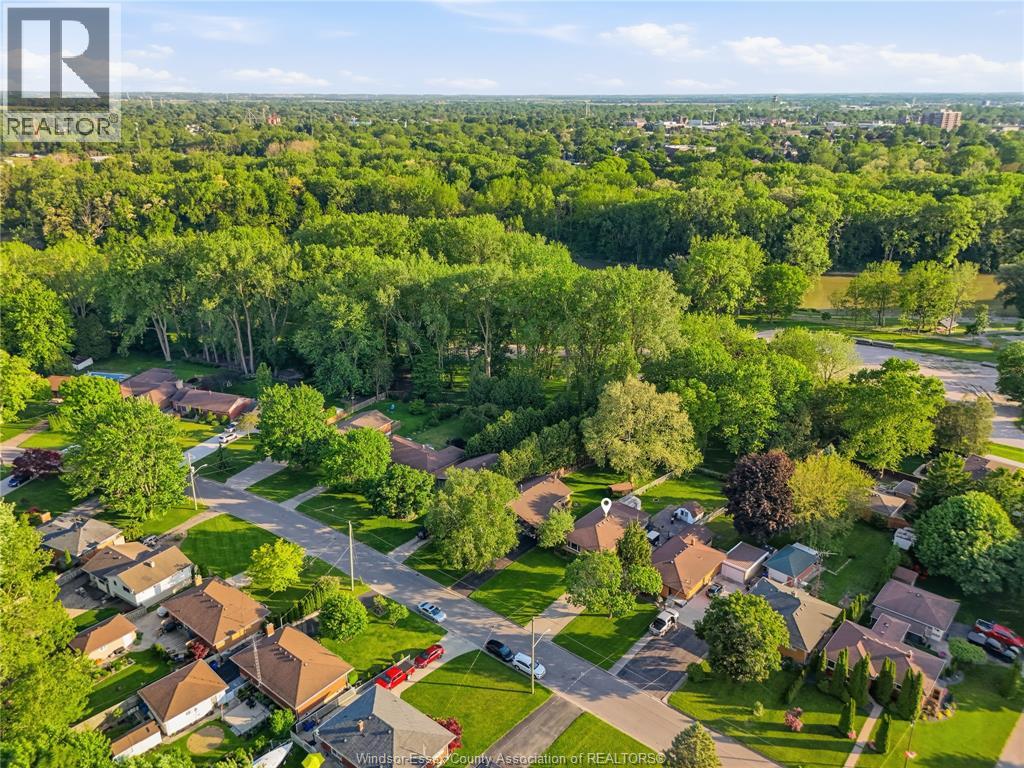 36 WOODLAND AVENUE - 22