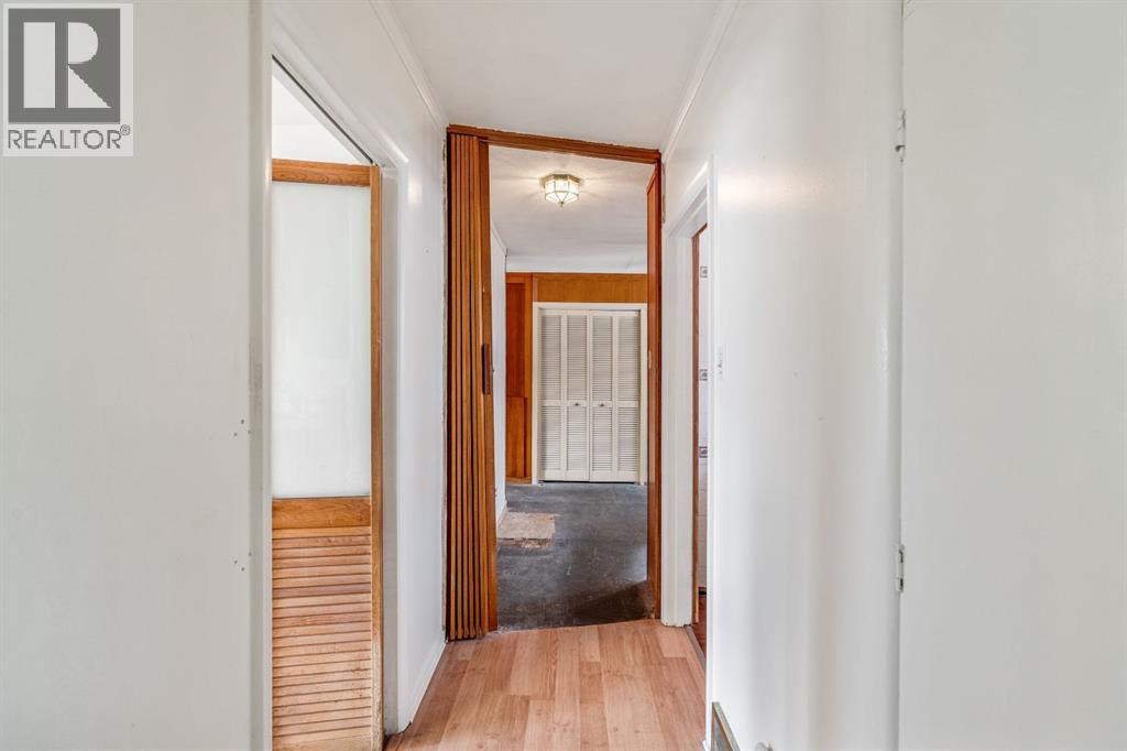 1301 15 Avenue S - Image 24