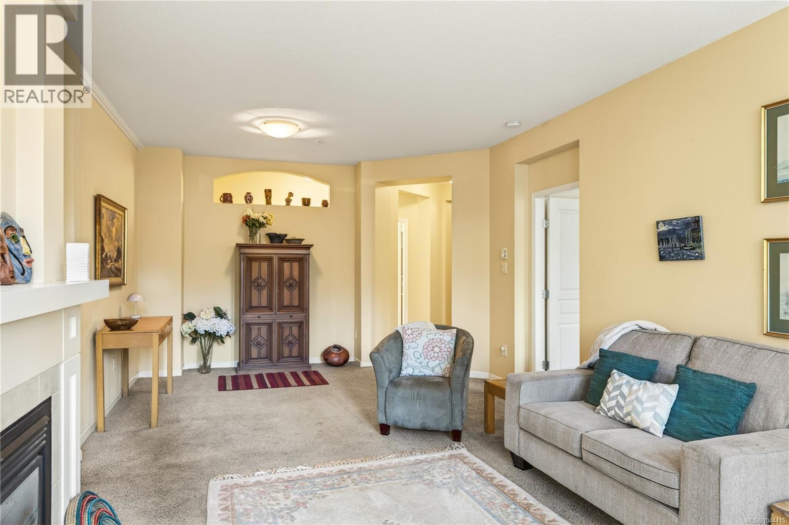 #111 5685 Edgewater Lane - Image 19