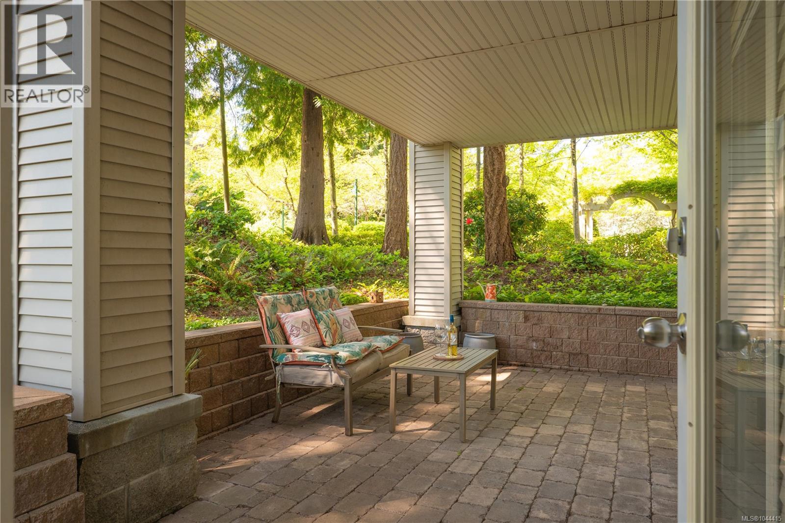 #111 5685 Edgewater Lane - Image 22