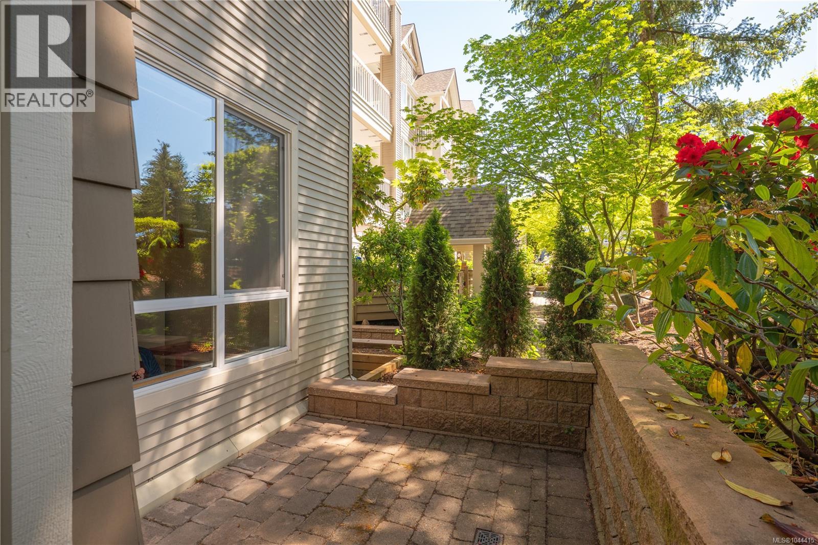 #111 5685 Edgewater Lane - 44