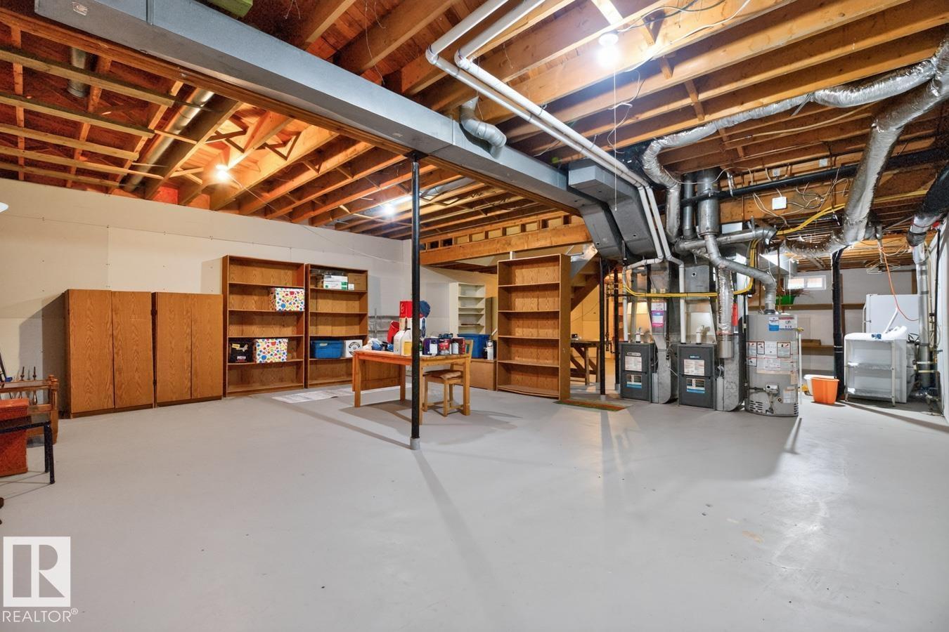 12636 52 AV NW - 33