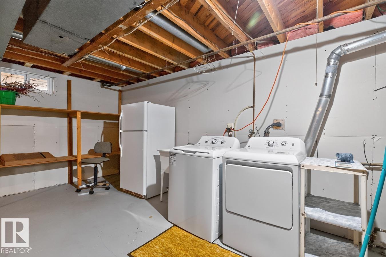 12636 52 AV NW - 34