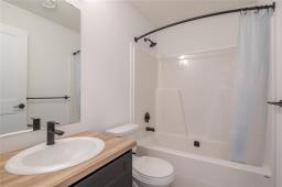130 Prairie Oak Drive, Mitchell, MB R5G2X5 Photo 16
