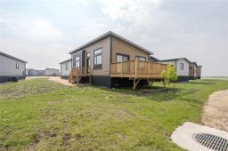 130 Prairie Oak Drive, Mitchell, MB R5G2X5 Photo 25