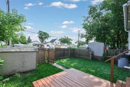 1427 Bannatyne Avenue, Winnipeg, MB R3E0X3 Photo 20