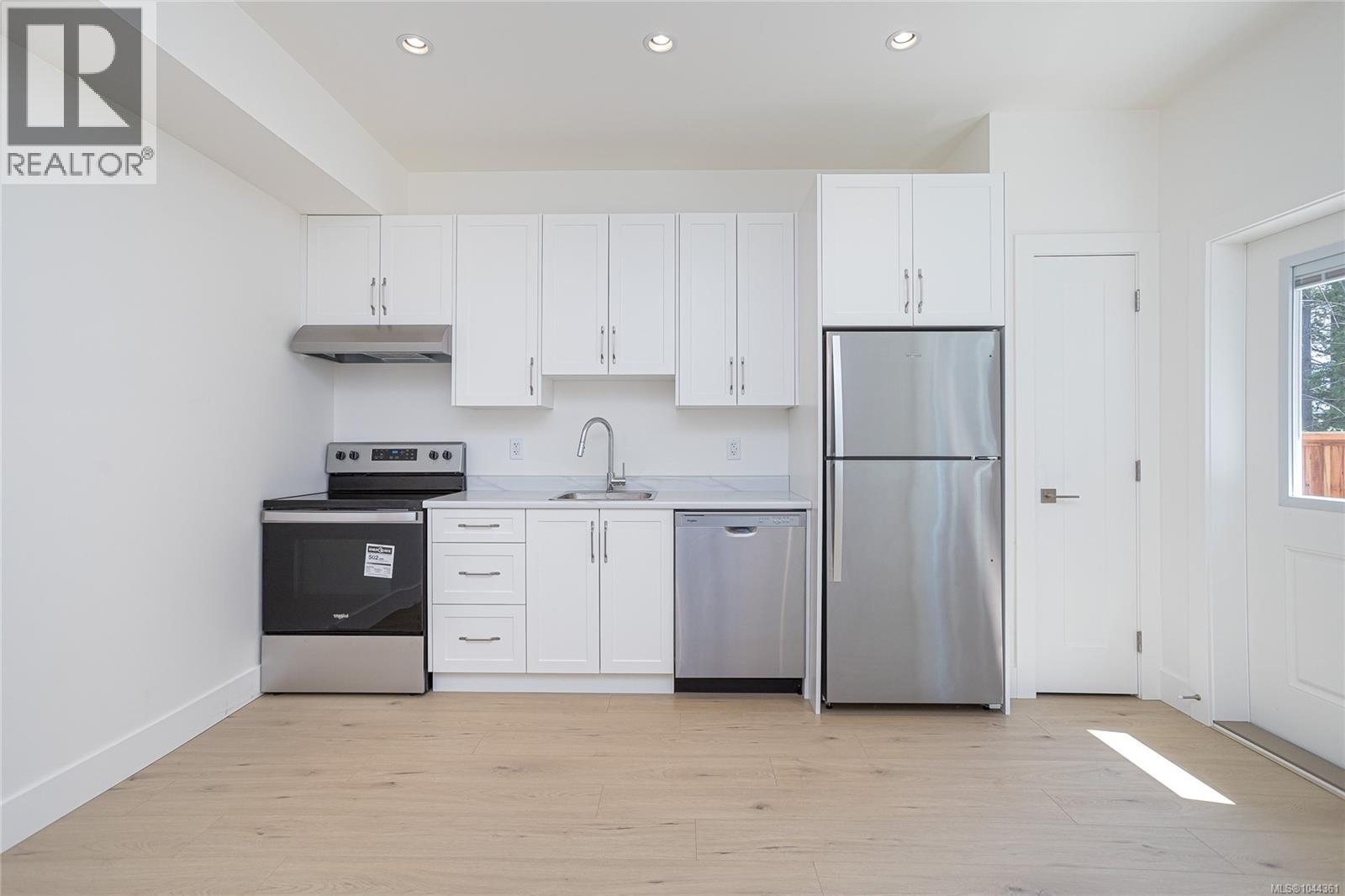 2176 Bellflower Dr - 28