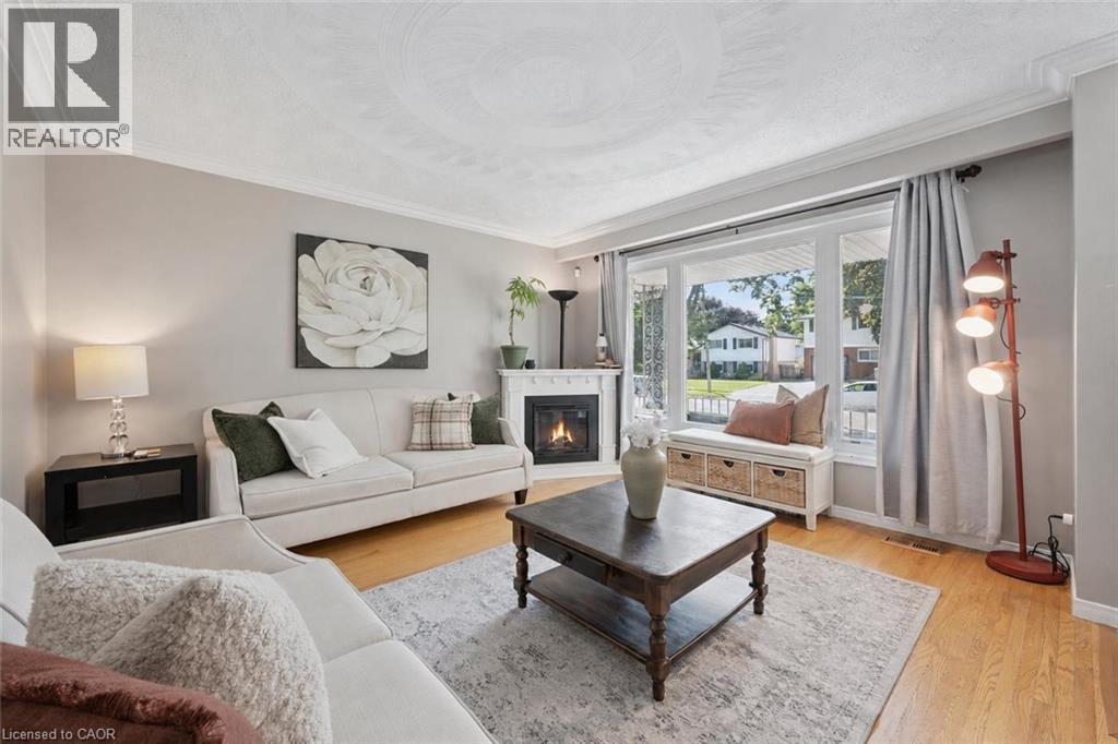 35 GOLFVIEW Road - 1