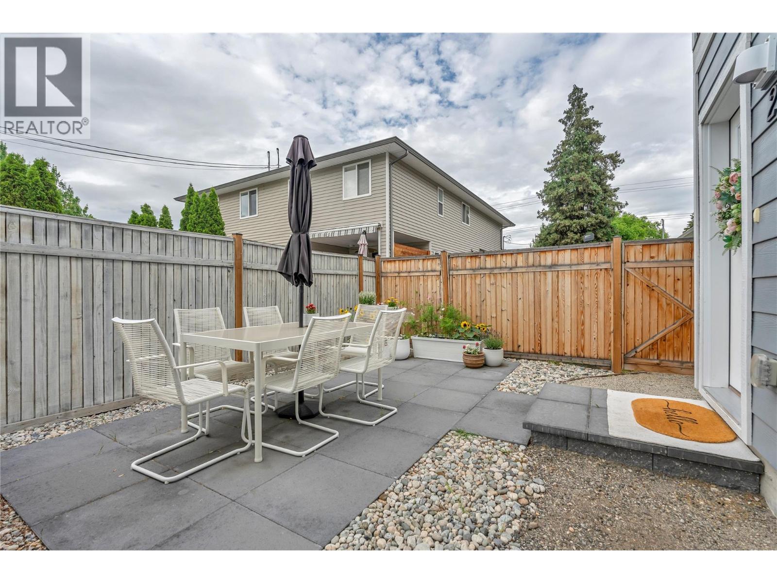 264 Douglas Avenue - 6