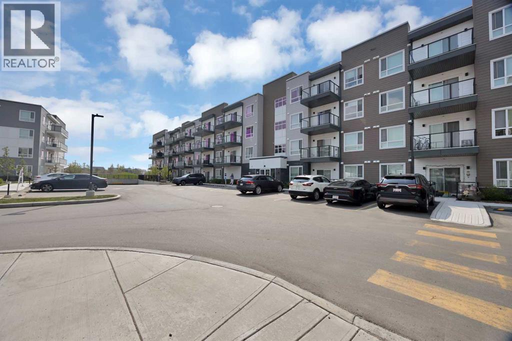 3315, 33 Carringham Gate NW, Carrington, Calgary photo 1