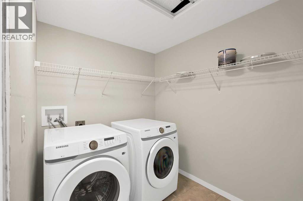 #3315 33 Carringham Gate NW - Image 13