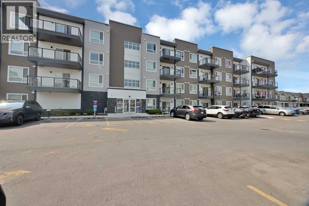 3315, 33 Carringham Gate NW, Carrington, Calgary photo 2