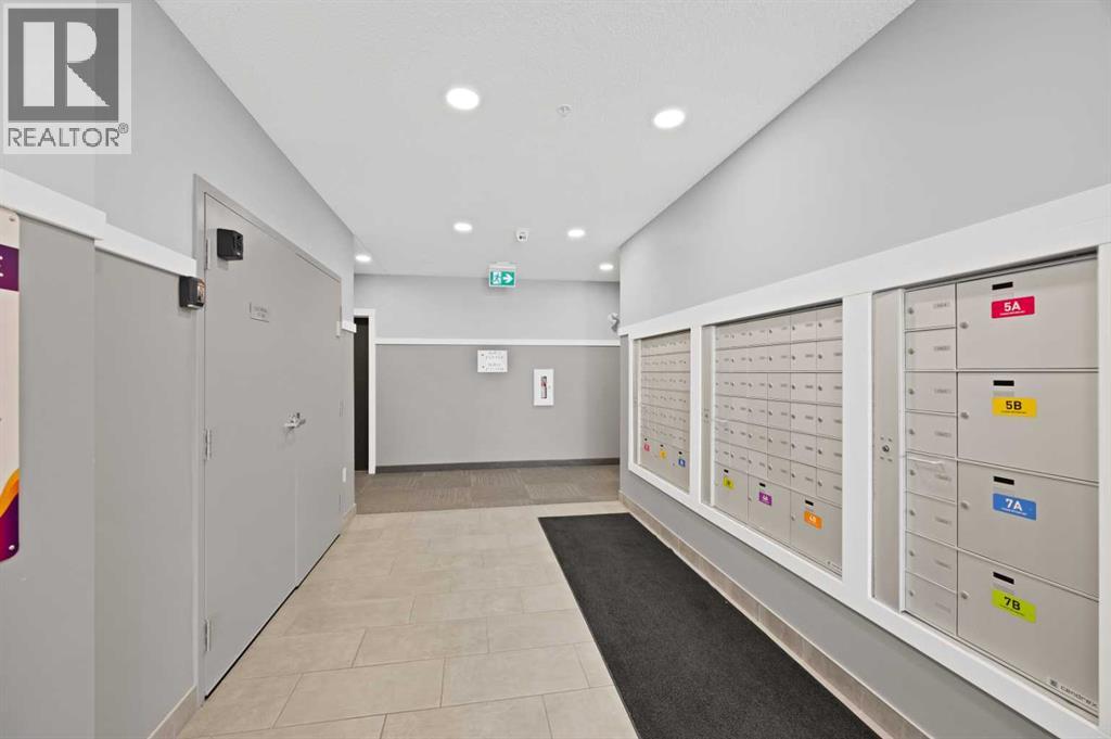 #3315 33 Carringham Gate NW - Image 6