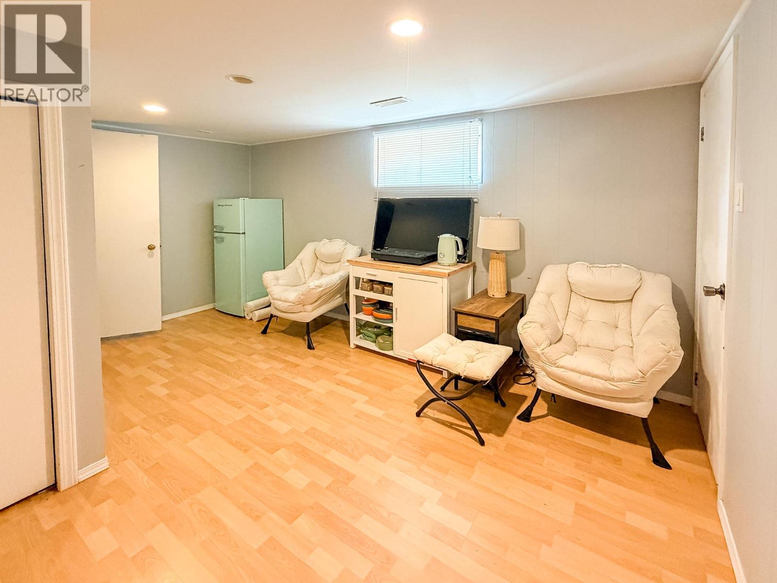 8004 89TH Street - 24