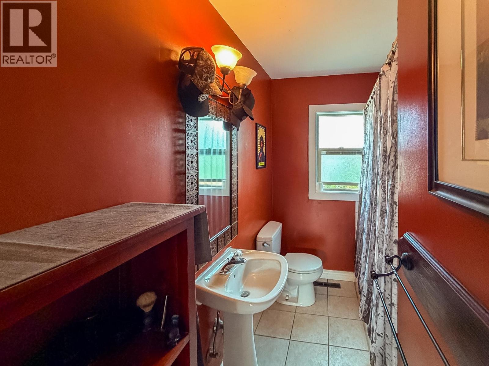 8004 89TH Street - 22