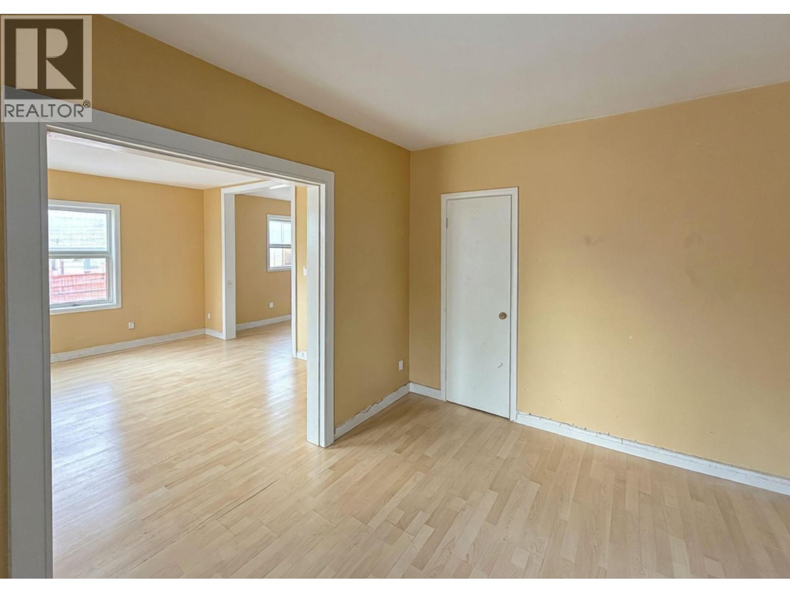 8004 89TH Street - 21