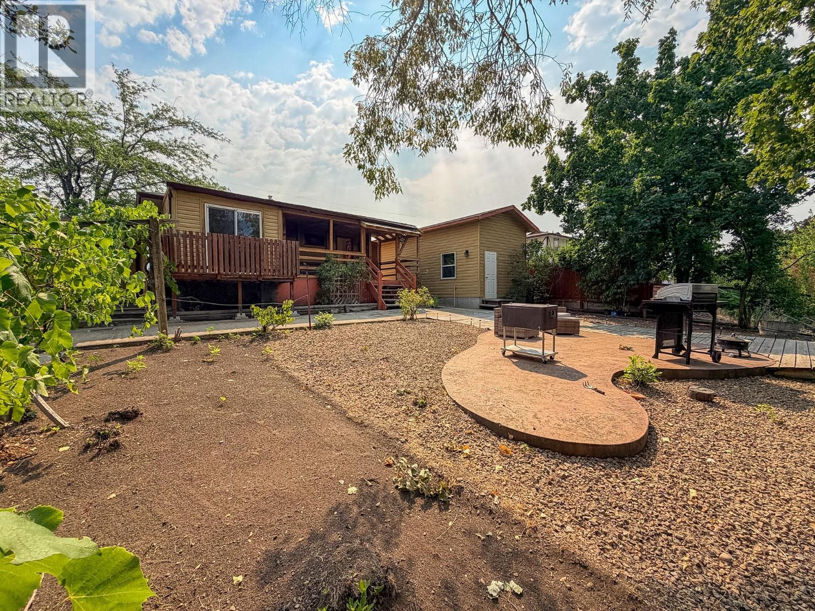 8004 89TH Street - 35