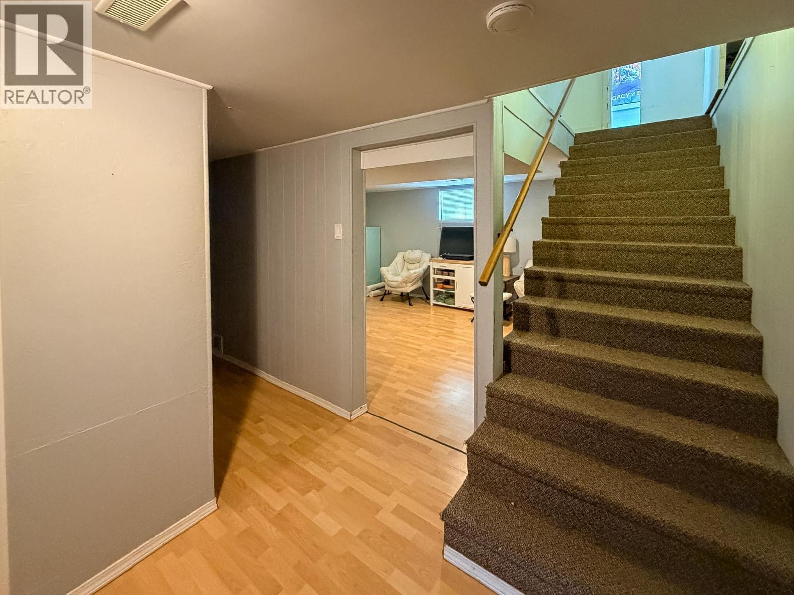 8004 89TH Street - 23