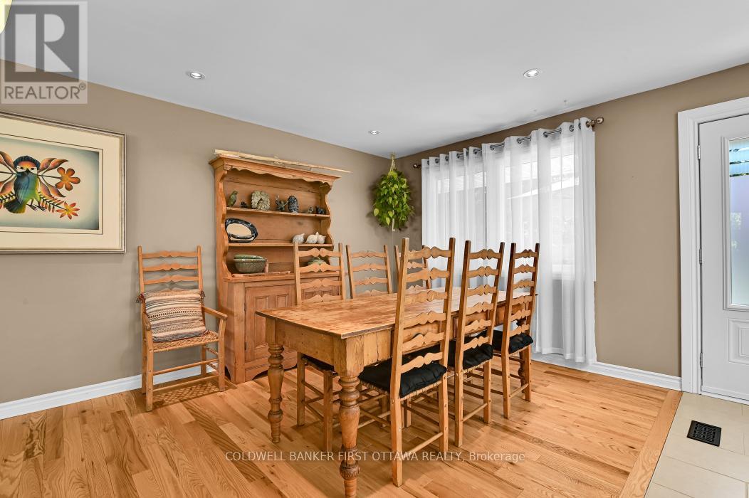4 Bed, 2 Bath House for Sale in Ottawa – 580 DUFF CRESCENT, Ottawa – MLS# X13436050 - Image 40