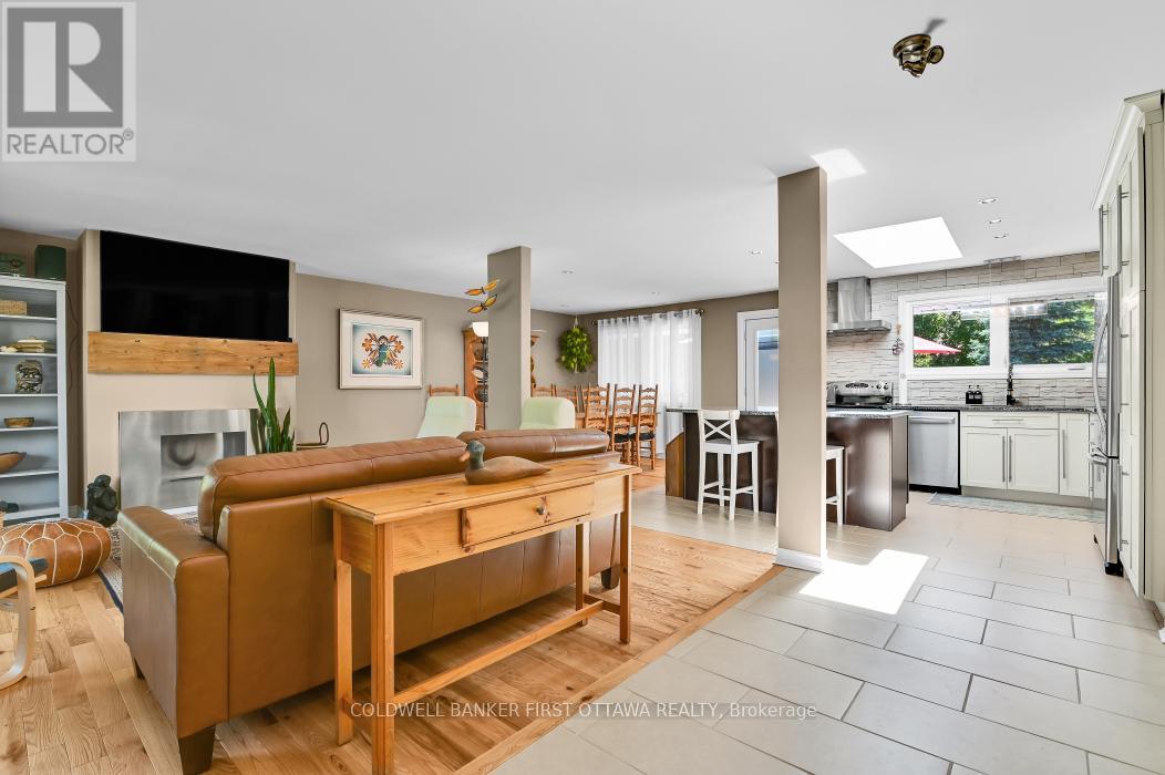 4 Bed, 2 Bath House for Sale in Ottawa – 580 DUFF CRESCENT, Ottawa – MLS# X13436050 - Image 33
