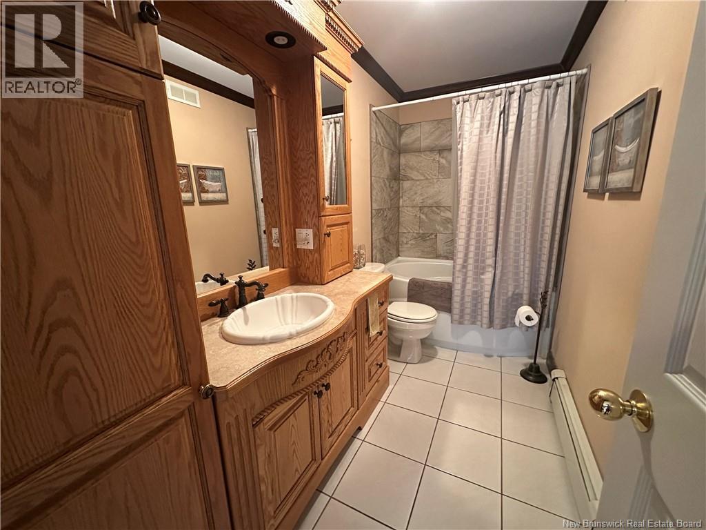 1359 Des Pionniers Avenue - Image 10