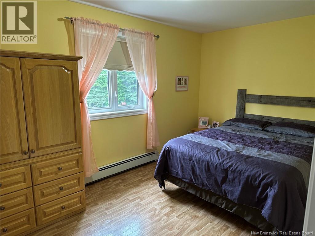 1359 Des Pionniers Avenue - Image 16