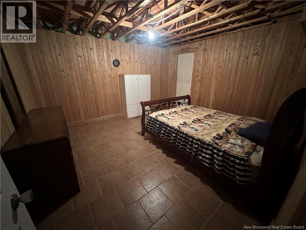 1359 Des Pionniers Avenue - Image 23