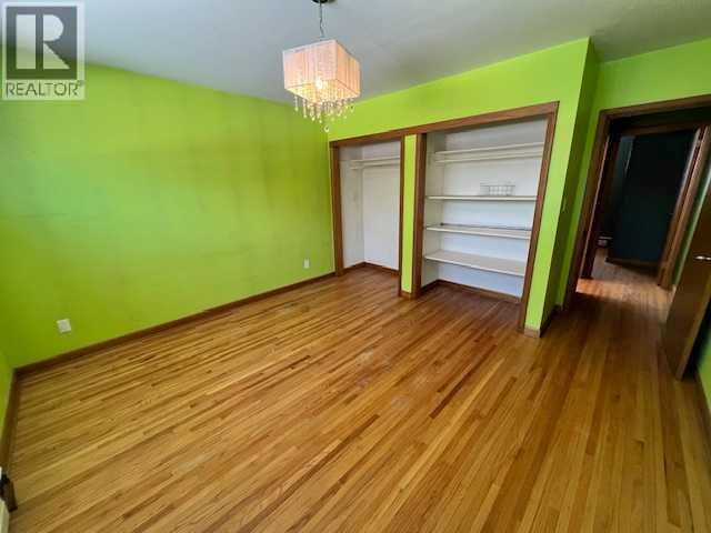 5021 47 Street - 18