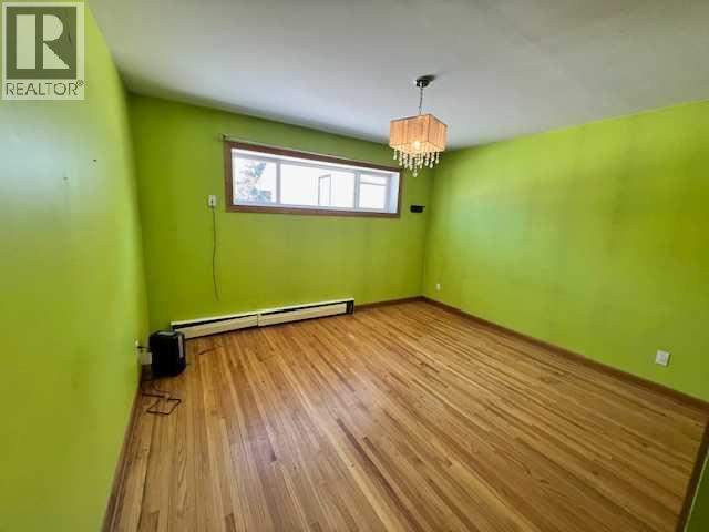 5021 47 Street - Photo 17