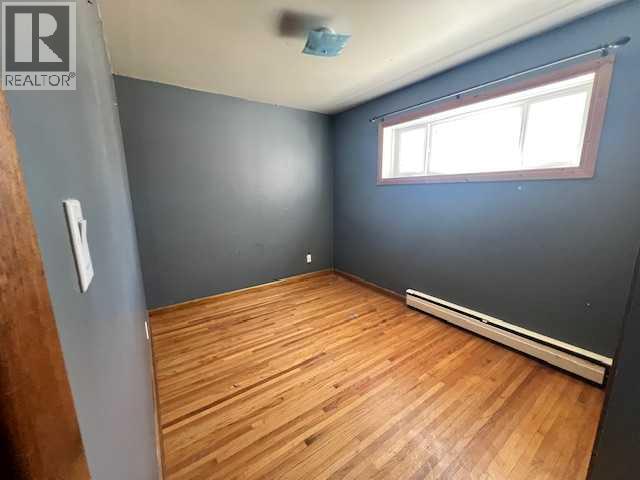 5021 47 Street - Photo 14